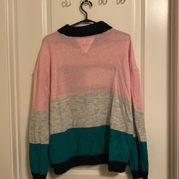 Sweater - Picture 4 of 4